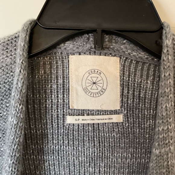 Urban outfitters cardigan sweater - Picture 5 of 6